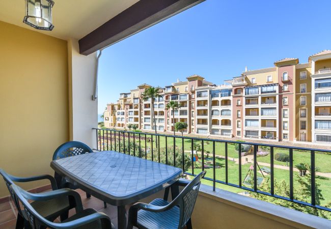 Apartamento en Isla Canela - Los Cisnes - Playa de los Haraganes HLHC184P243