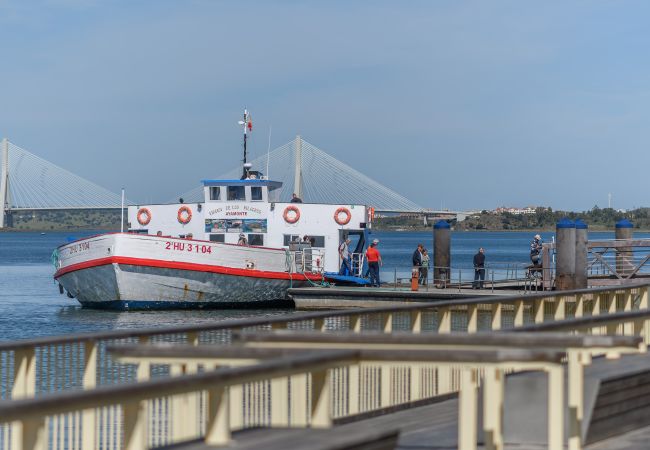 Apartamento en Ayamonte - Vinos & Vinilos I - Centro Ayamonte Apartamento en Ayamonte - Vinos & Vinilos I - Centro Ayamonte