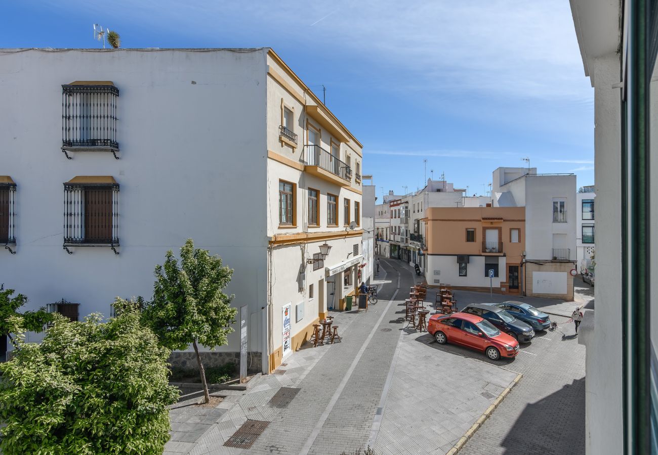 Apartamento en Ayamonte - Vinos & Vinilos PLUS - Centro Ayamonte