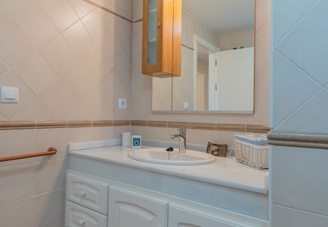 Apartamento en Isla Canela - Los Cisnes Atico - Playa de los Haraganes HLHC146P86 Apartamento en Isla Canela - Los Cisnes Atico - Playa de los Haraganes HLHC146P86
