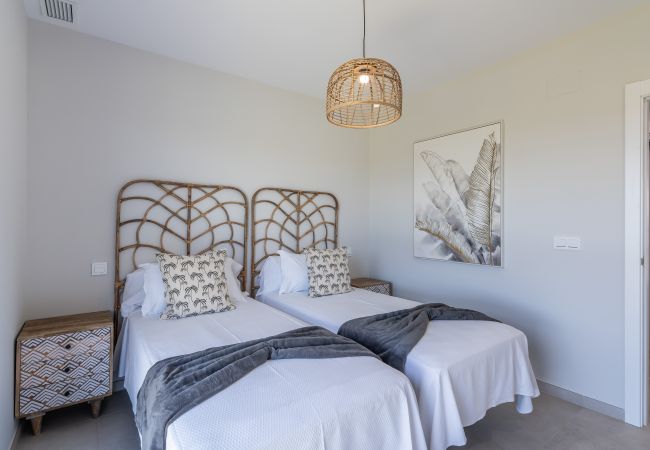 Apartamento en Isla Canela - Los Flamencos by Ĥ - Playa de los Haraganes HLHF5201PE72 Apartamento en Isla Canela - Los Flamencos by Ĥ - Playa de los Haraganes HLHF5201PE72