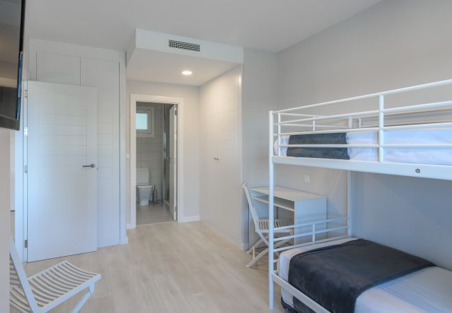 Apartamento en Isla Canela - Los Camaleones - Playa de los Haraganes HLHC3103PE7 Apartamento en Isla Canela - Los Camaleones - Playa de los Haraganes HLHC3103PE7