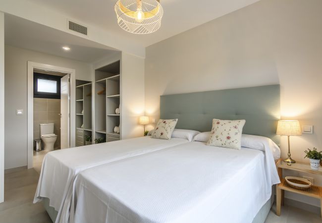 Apartamento en Isla Canela - Los Flamencos - Playa de los Haraganes HLHF5302PE75 Apartamento en Isla Canela - Los Flamencos - Playa de los Haraganes HLHF5302PE75