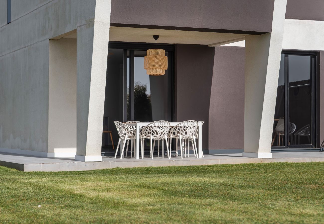 Chalet en Isla Canela - Chalet Las Marismas - Playa de los Haraganes HCHM8P00