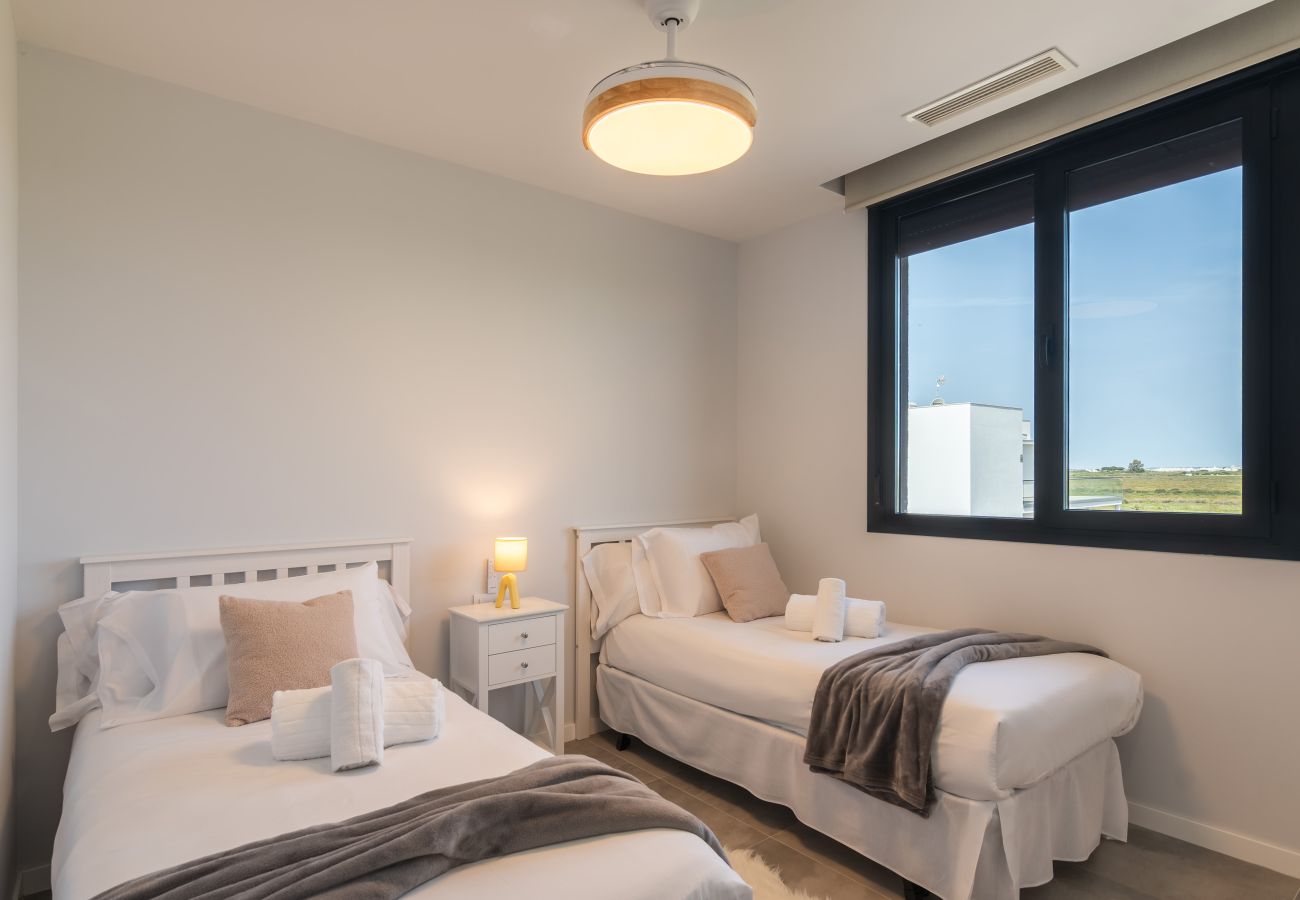 Chalet en Isla Canela - Chalet Las Marismas - Playa de los Haraganes HCHM8P00