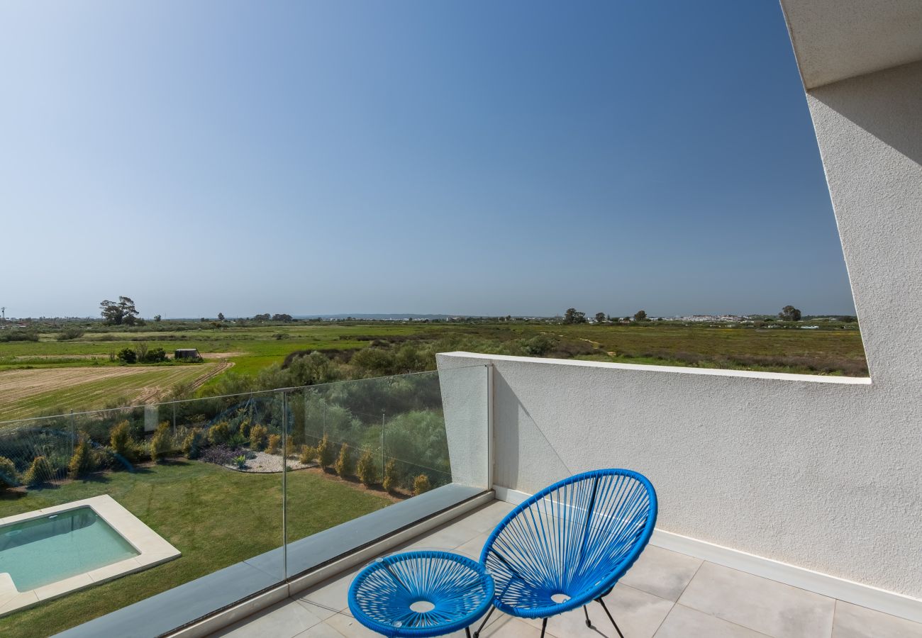 Chalet en Isla Canela - Chalet Las Marismas - Playa de los Haraganes HCHM8P00