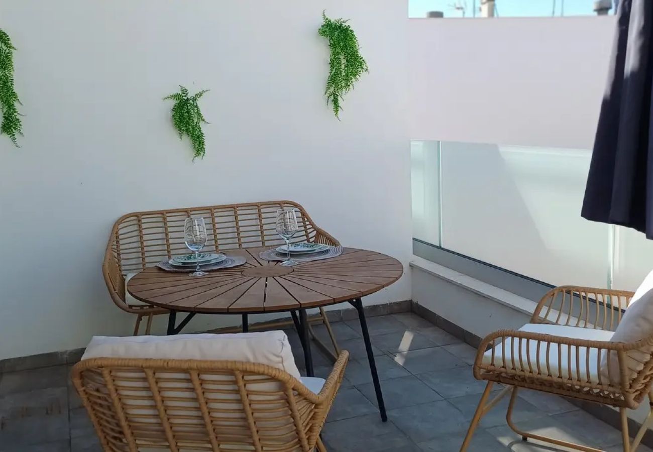 Apartamento en Ayamonte - Vinos & Vinilos II - Centro Ayamonte