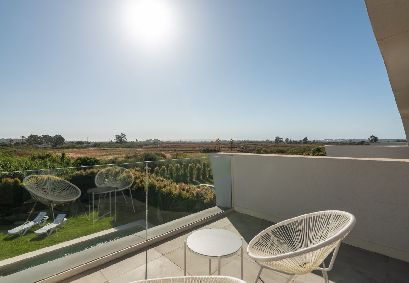 Chalet en Isla Canela - Chalet Las Marismas - Playa de los Haraganes HCHM3P00