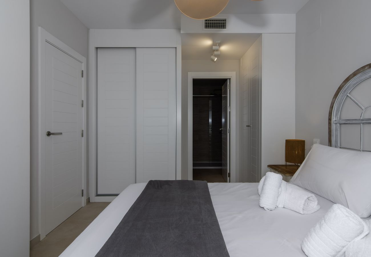 Apartamento en Isla Canela - Los Flamencos by Ĥ - Playa de los Haraganes HLHF1302P2