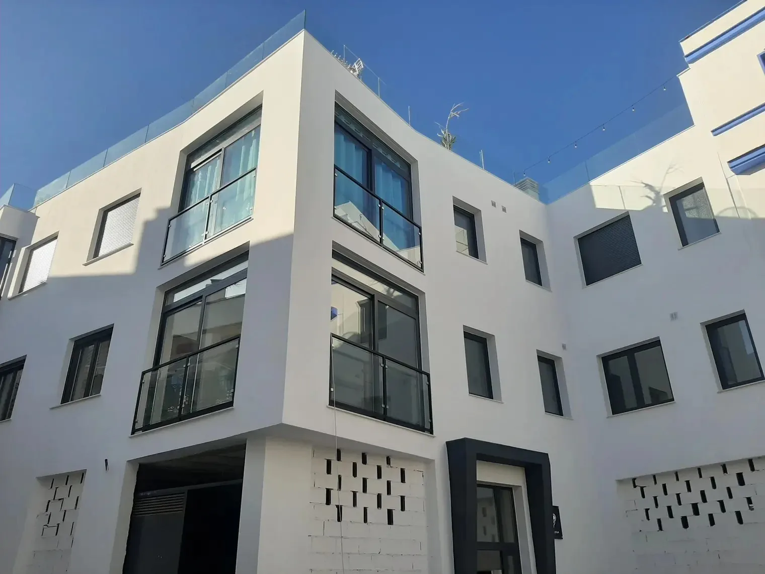 AYAMONTE MARKET SUITES