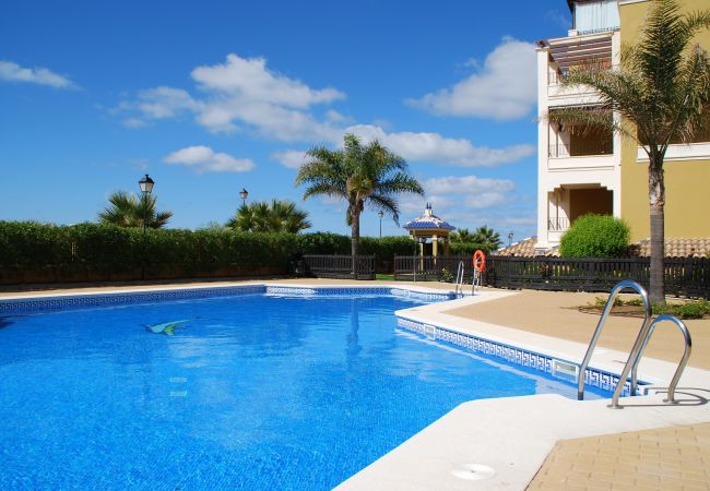 Lejlighed i Punta del Moral - Apartamento con Vistas al Mar de 2 dormitorios en primera línea de playa.
