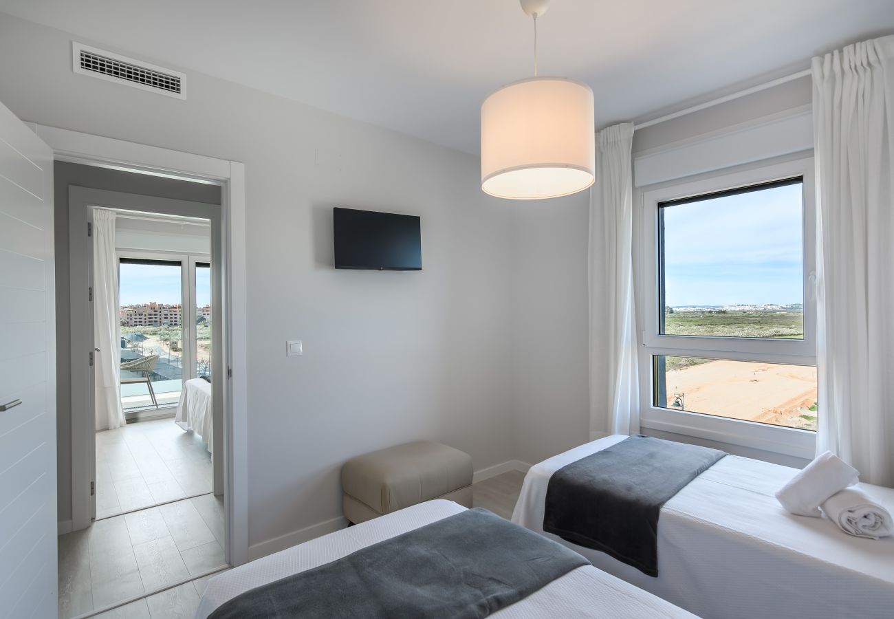 Lejlighed i Isla Canela - Los Camaleones - Playa de los Haraganes HLHC3304P25