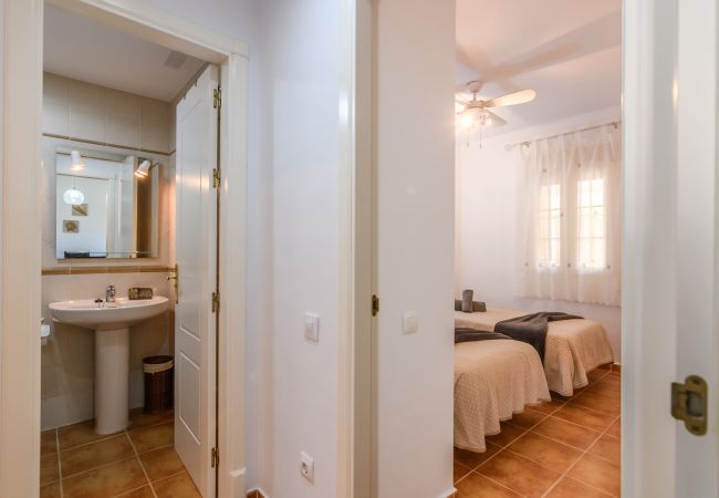 Ferienwohnung in Isla Canela - Los Cisnes - Haraganes Beach HLHC184P243 Ferienwohnung in Isla Canela - Los Cisnes - Haraganes Beach HLHC184P243