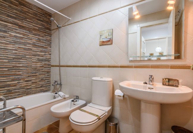 Ferienwohnung in Isla Canela - Los Cisnes - Haraganes Beach HLHC184P243 Ferienwohnung in Isla Canela - Los Cisnes - Haraganes Beach HLHC184P243