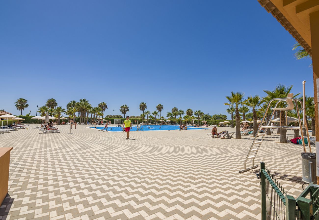 Ferienwohnung in Isla Canela - Las Arenas - Haraganes Beach HLHA215P214