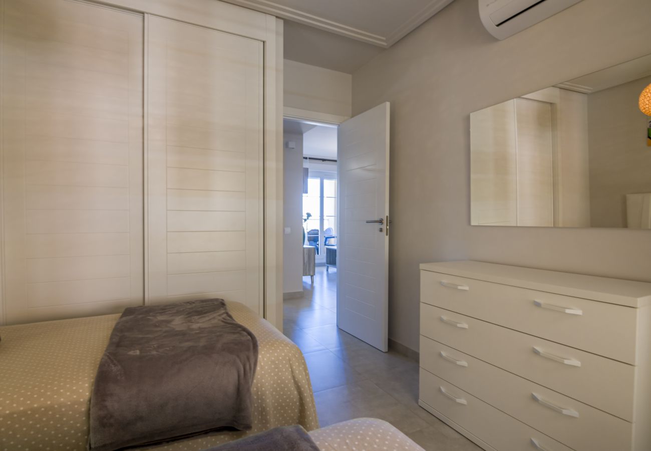 Ferienwohnung in Isla Canela - Las Arenas - Haraganes Beach HLHA215P214