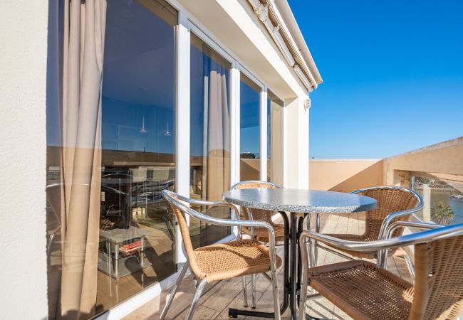 Ferienwohnung in Ayamonte - Apartamentos Cardenio Penthouse PLUS - Ayamonte Centre AEHCA3P01