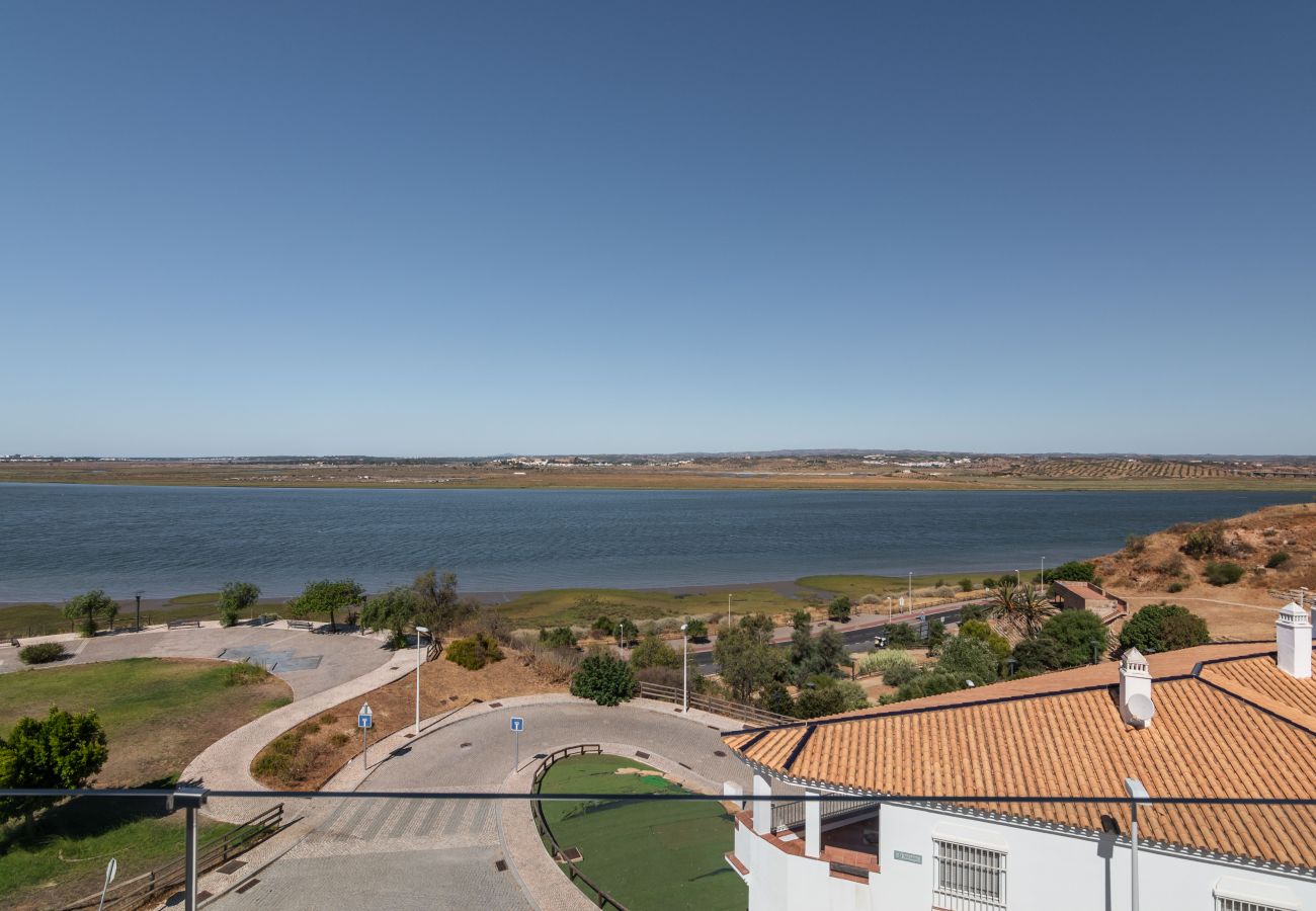 Ferienwohnung in Ayamonte - Casas Riverview - Atic in front of Guadiana Ayamonte AHR71AP25