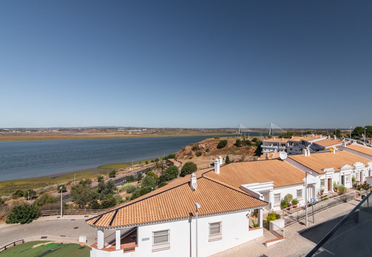 Ferienwohnung in Ayamonte - Casas Riverview - Atic in front of Guadiana Ayamonte AHR71AP25