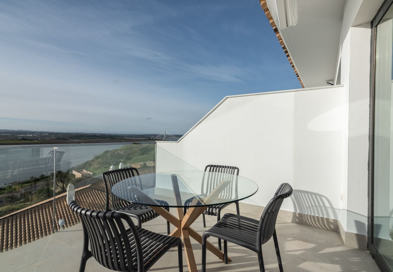 Ferienwohnung in Ayamonte - Casas Riverview - Atic in front of Guadiana Ayamonte AHR71AP25