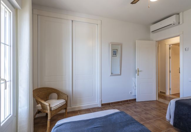 Appartement in Isla Canela - Los Cisnes Penthouse - Haraganes Beach HLHC268P128 Appartement in Isla Canela - Los Cisnes Penthouse - Haraganes Beach HLHC268P128