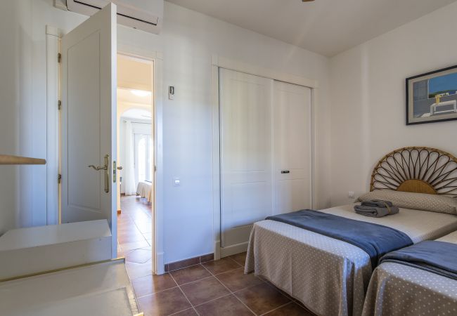 Appartement in Isla Canela - Los Cisnes Penthouse - Haraganes Beach HLHC268P128 Appartement in Isla Canela - Los Cisnes Penthouse - Haraganes Beach HLHC268P128