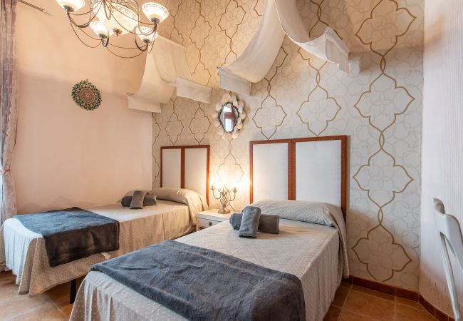 Appartement in Ayamonte - Casa Plaza de la Lota - Ayamonte Center ACHPLSP00 Appartement in Ayamonte - Casa Plaza de la Lota - Ayamonte Center ACHPLSP00