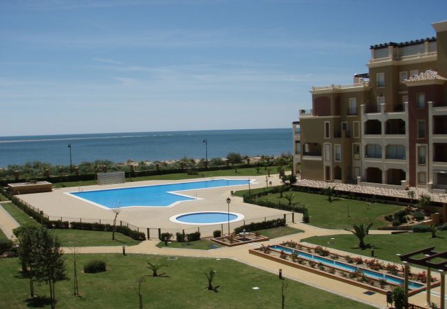 Appartement in Isla Canela - Los Cisnes - Haraganes Beach HLHC202P259