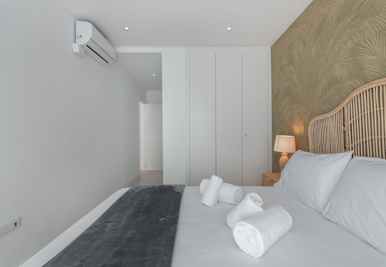 Appartement in Ayamonte - Apartamentos Puerto - Centro Ayamonte AEHP22DP77