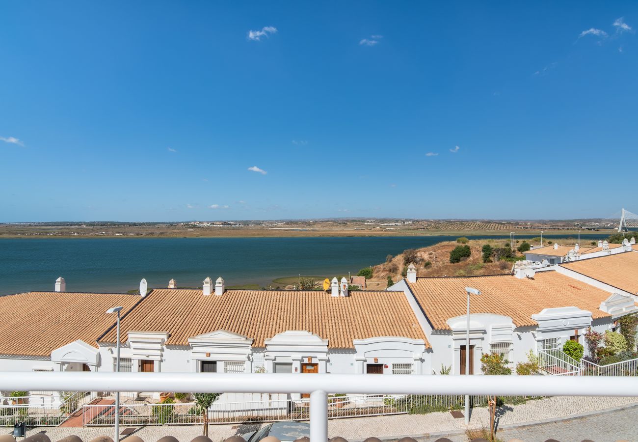 Appartement in Ayamonte - Casas Riverview - Adosado Luxury Ayamonte AHR87P11