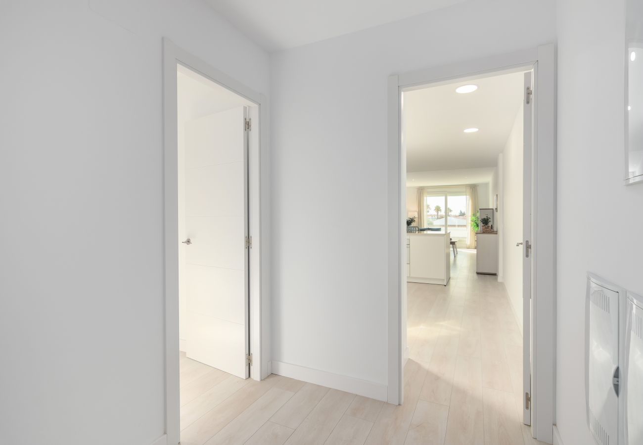 Appartement in Ayamonte - Apartamentos Puerto by H - Centro Ayamonte AEHP12CP104