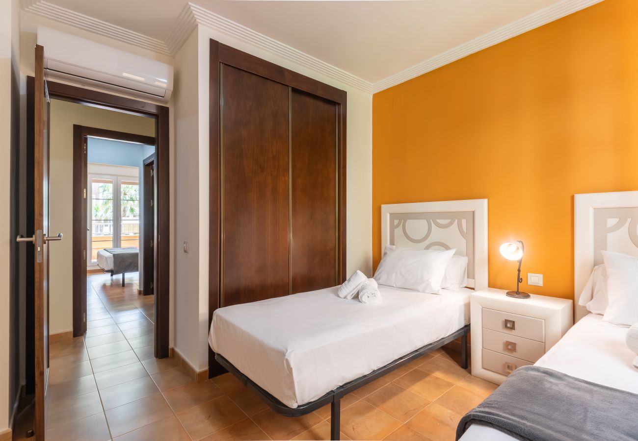 Apartamento em Isla Canela - Las Arenas - Haraganes Beach HLHA12P272