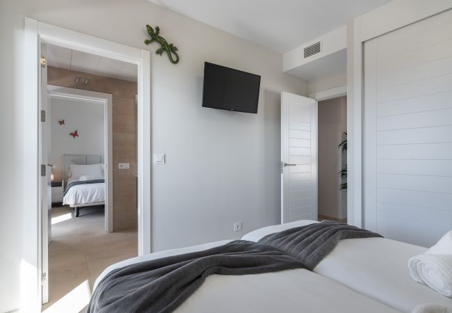 Apartamento em Isla Canela - Los Flamencos Penthouse by Ĥ - Haraganes Beach HLHF4501P43 Apartamento em Isla Canela - Los Flamencos Penthouse by Ĥ - Haraganes Beach HLHF4501P43