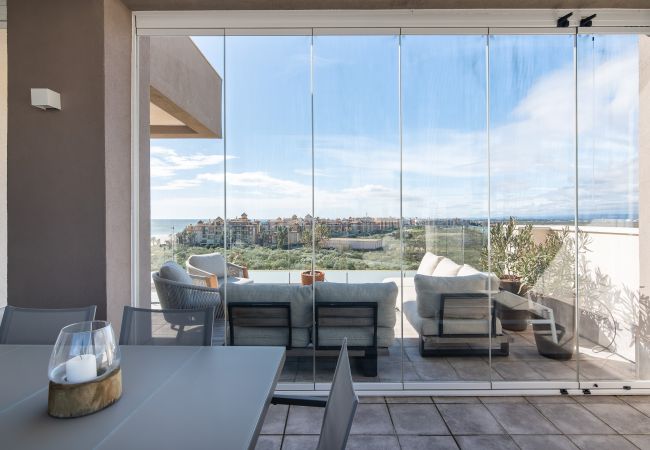 Apartamento em Isla Canela - Los Flamencos Penthouse by Ĥ - Haraganes Beach HLHF4501P43 Apartamento em Isla Canela - Los Flamencos Penthouse by Ĥ - Haraganes Beach HLHF4501P43