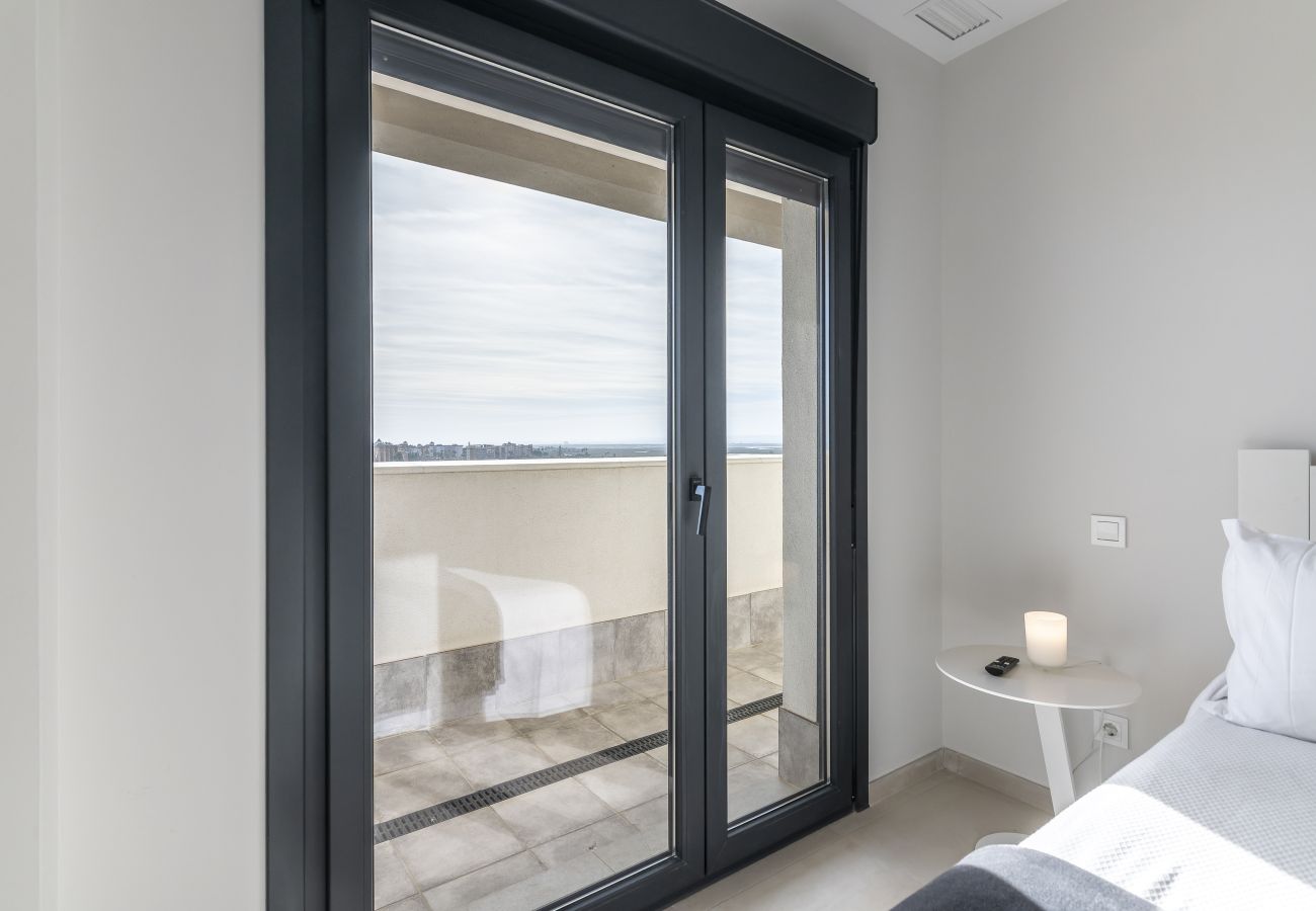 Apartamento em Isla Canela - Los Flamencos Penthouse by Ĥ - Haraganes Beach HLHF3502P18
