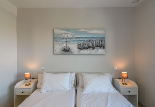 Apartamento em Isla Canela - Los Flamencos by Ĥ - Haraganes Beach HLHF4203PE56 Apartamento em Isla Canela - Los Flamencos by Ĥ - Haraganes Beach HLHF4203PE56