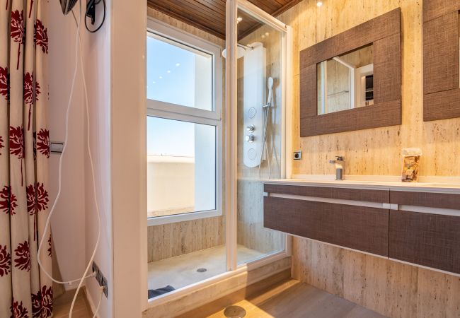 Apartamento em Ayamonte - Apartamentos Cardenio Penthouse PLUS - Ayamonte Centre AEHCA3P01 Apartamento em Ayamonte - Apartamentos Cardenio Penthouse PLUS - Ayamonte Centre AEHCA3P01