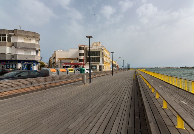 Apartamento em Ayamonte - Vinos & Vinilos III - Ayamonte Centre AVHVIIISP Apartamento em Ayamonte - Vinos & Vinilos III - Ayamonte Centre AVHVIIISP