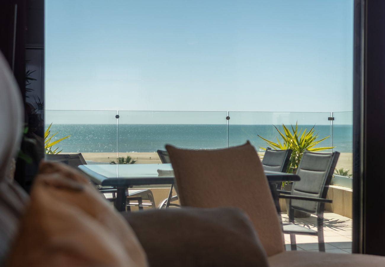 Apartamento em Isla Canela - Ocean Homes by Ĥ - Haraganes Beach HOHH4304PE8