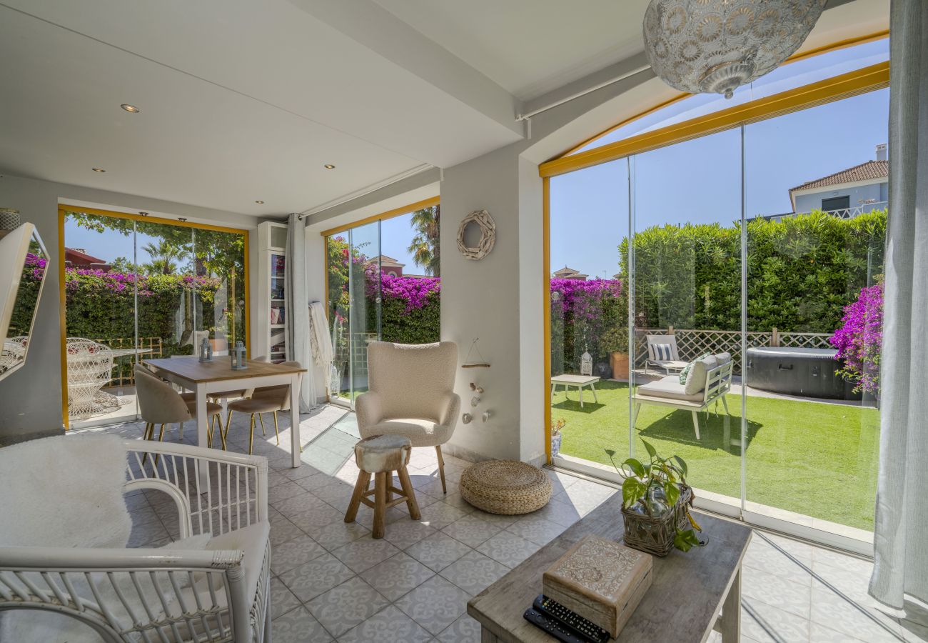 Apartamento em Isla Canela - El Rincon del Golf I - Isla Canela Golf GRHI8P00