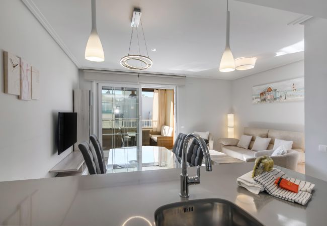 Lägenhet i Isla Canela - Las Arenas Penthouse - Haraganes Beach HLHA245P97 Lägenhet i Isla Canela - Las Arenas Penthouse - Haraganes Beach HLHA245P97