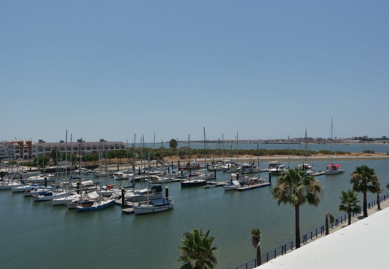Lägenhet i Ayamonte - Apartamentos Cardenio - Ayamonte Centre AEHC3400SP