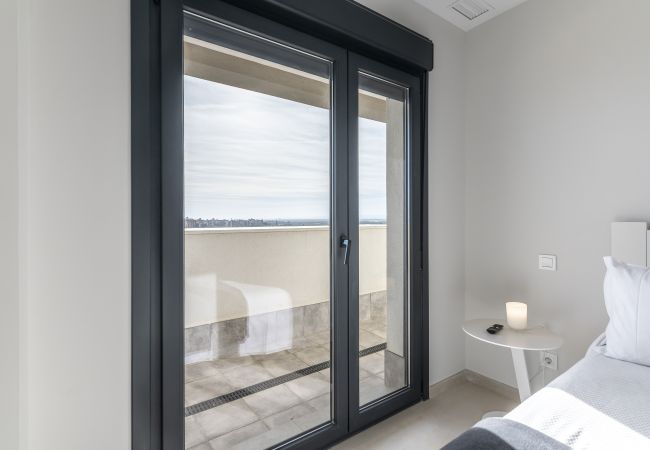 Lägenhet i Isla Canela - Los Flamencos Penthouse by Ĥ - Haraganes Beach HLHF3502P18 Lägenhet i Isla Canela - Los Flamencos Penthouse by Ĥ - Haraganes Beach HLHF3502P18