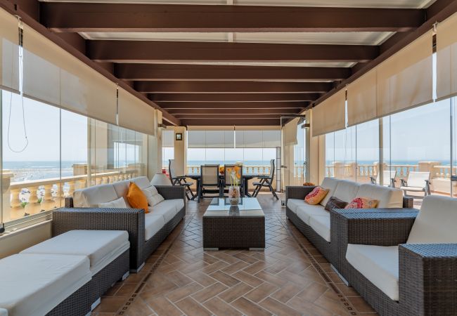 Lägenhet i Isla Canela - Los Cisnes Penthouse - Haraganes Beach HLHC146P86 Lägenhet i Isla Canela - Los Cisnes Penthouse - Haraganes Beach HLHC146P86