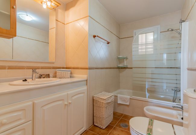 Lägenhet i Isla Canela - Los Cisnes Penthouse - Haraganes Beach HLHC146P86 Lägenhet i Isla Canela - Los Cisnes Penthouse - Haraganes Beach HLHC146P86