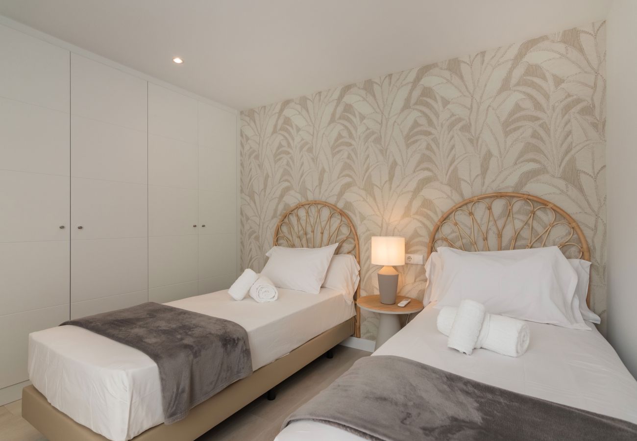 Lägenhet i Ayamonte - Apartamentos Puerto - Centro Ayamonte AEHP22DP77