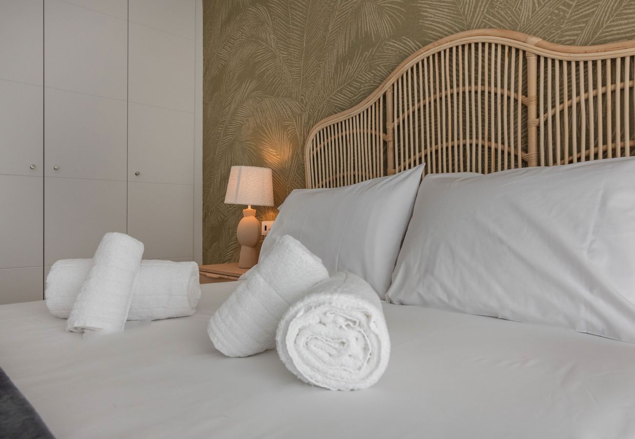 Lägenhet i Ayamonte - Apartamentos Puerto - Centro Ayamonte AEHP22DP77